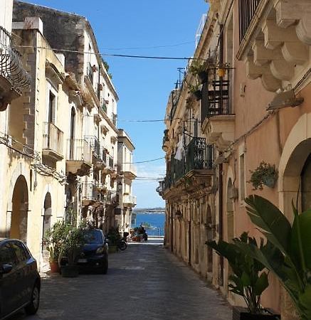 Apartment Bedda Mia Syracuse Bagian luar foto