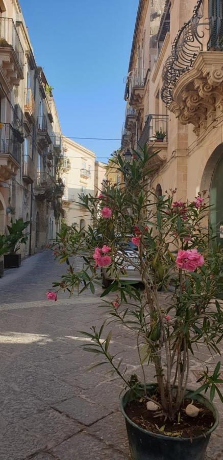 Apartment Bedda Mia Syracuse Bagian luar foto