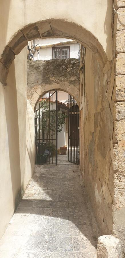 Apartment Bedda Mia Syracuse Bagian luar foto
